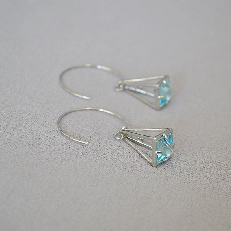 Stunning Gold Earring for Daily Wear