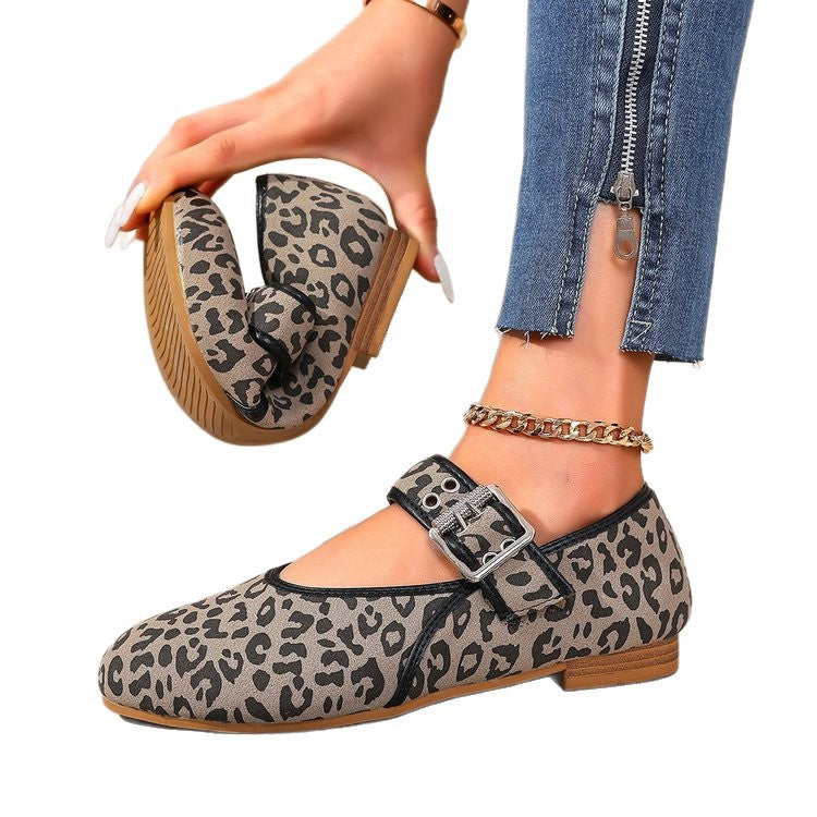 Classic Orthopedic Shoes with Timeless Style