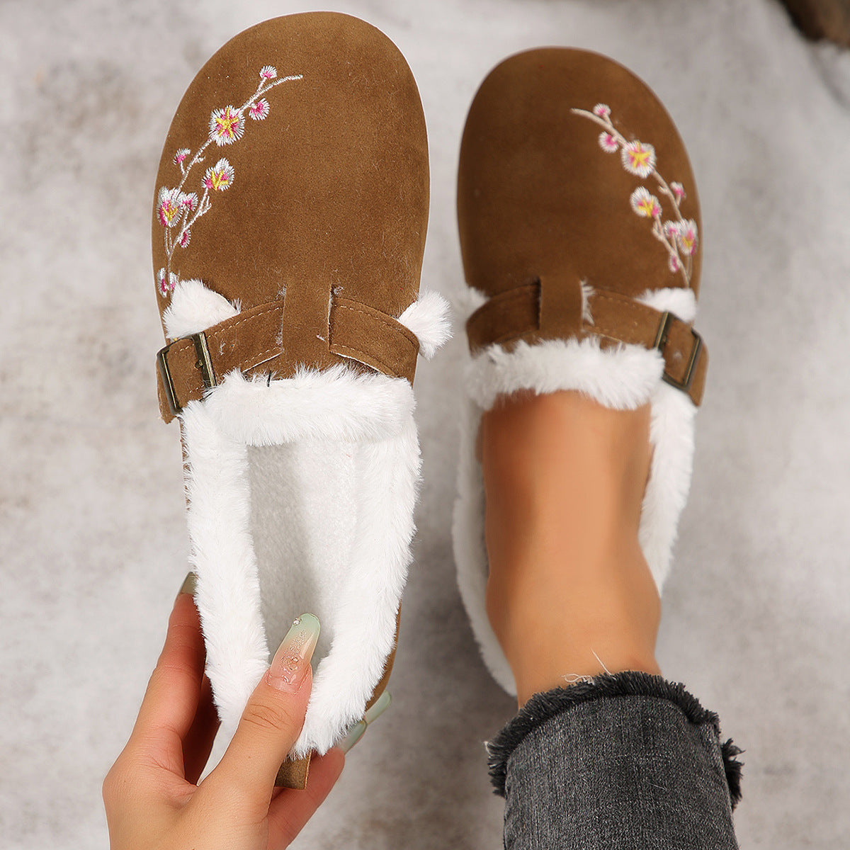 Graceful Orthopedic Shoes for Modern Look
