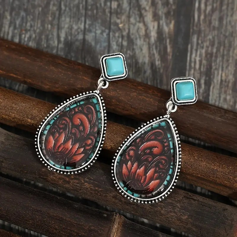 Charming Earring for Any Occasion