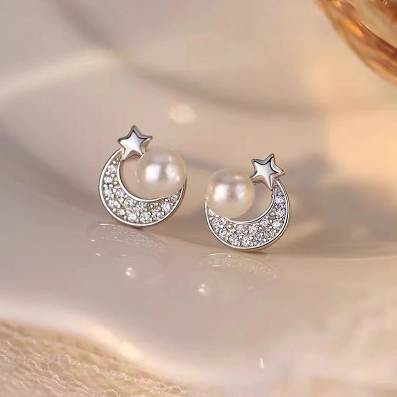 Stunning Pearl Earring for Daily Wear
