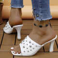 Graceful Orthopedic Sandals for Modern Look