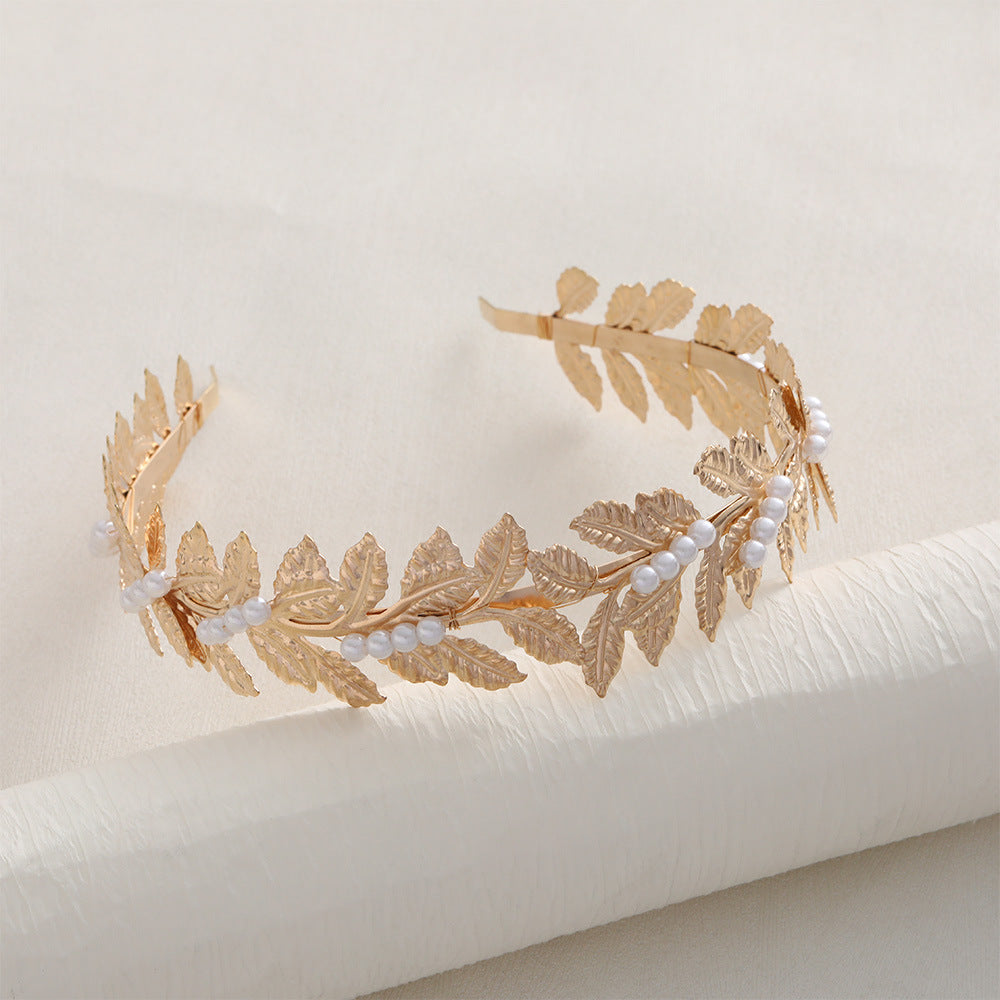 Stunning Gold Piece for Daily Wear