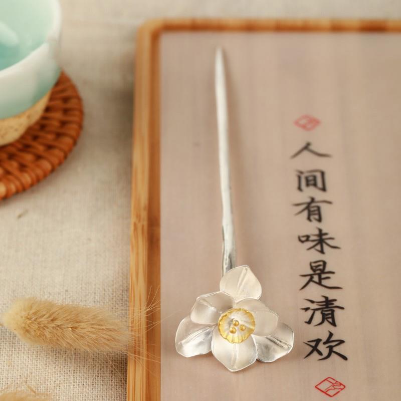 Charming Silver Piece for Any Occasion