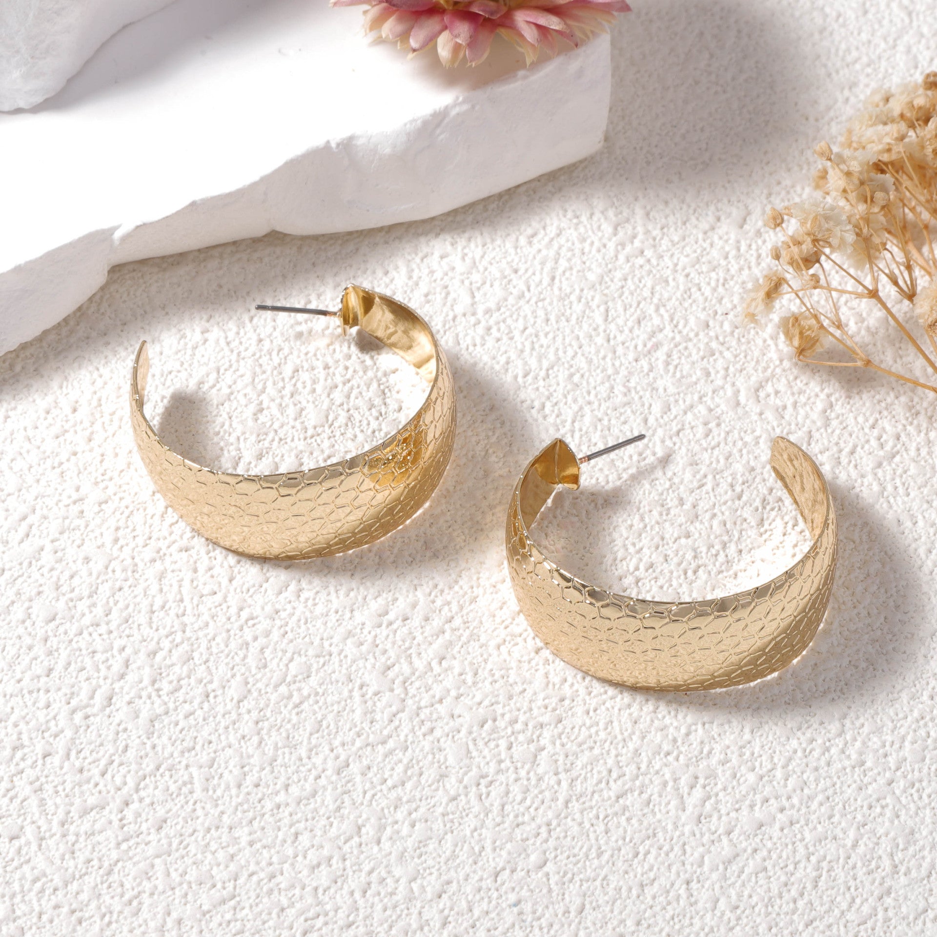 Classic Earring with Timeless Appeal