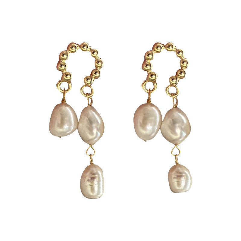 Charming Pearl Earring for Any Occasion