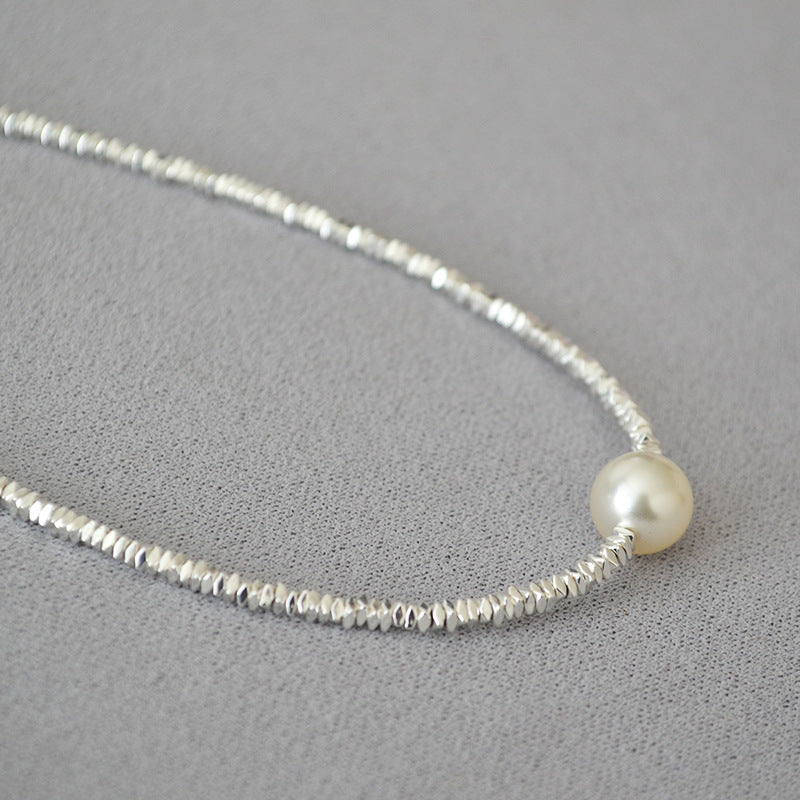 Classic Silver Necklace with Timeless Appeal