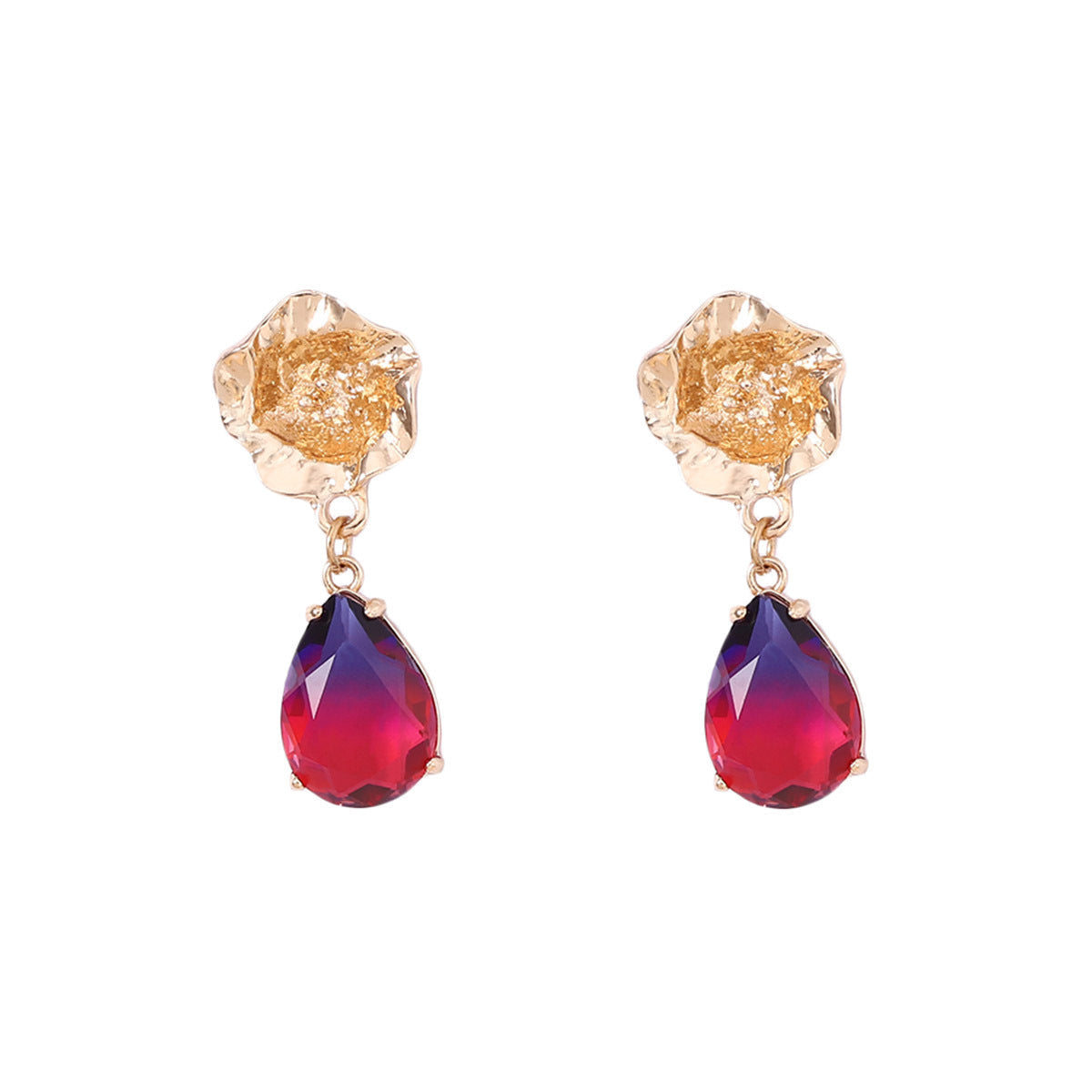 Elegant Gold Earring for Every Occasion