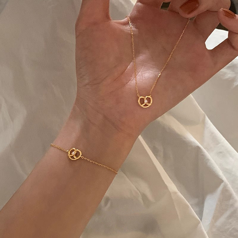 Romantic Necklace for Special Moments