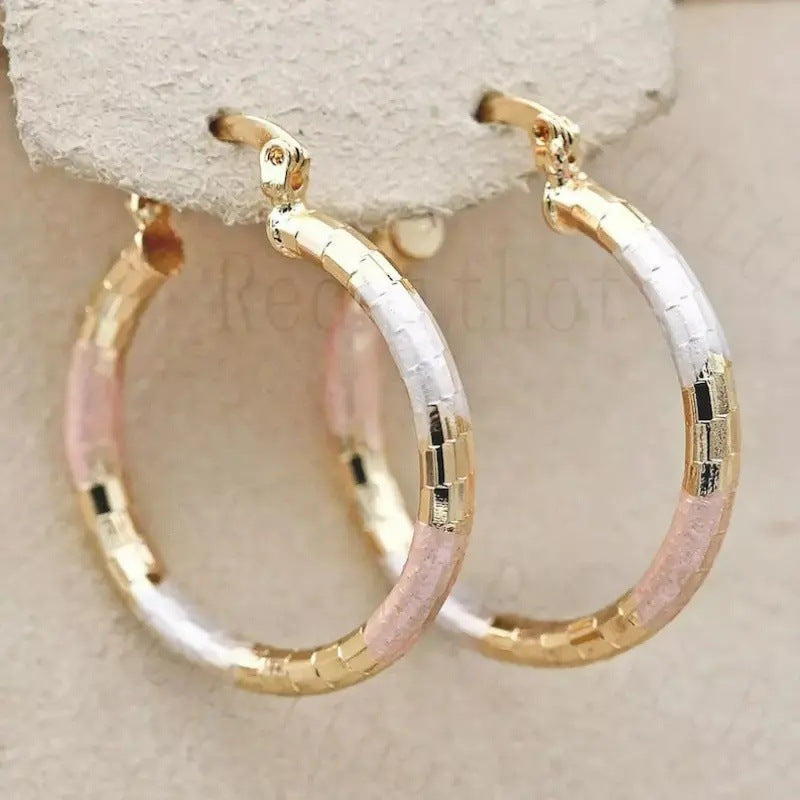 Classic Earring with Timeless Appeal