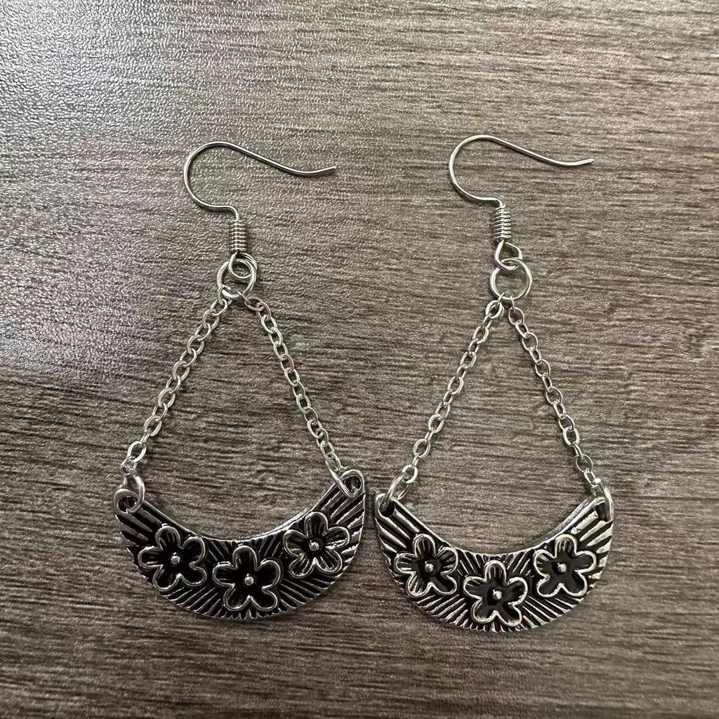 Romantic Earring for Special Moments
