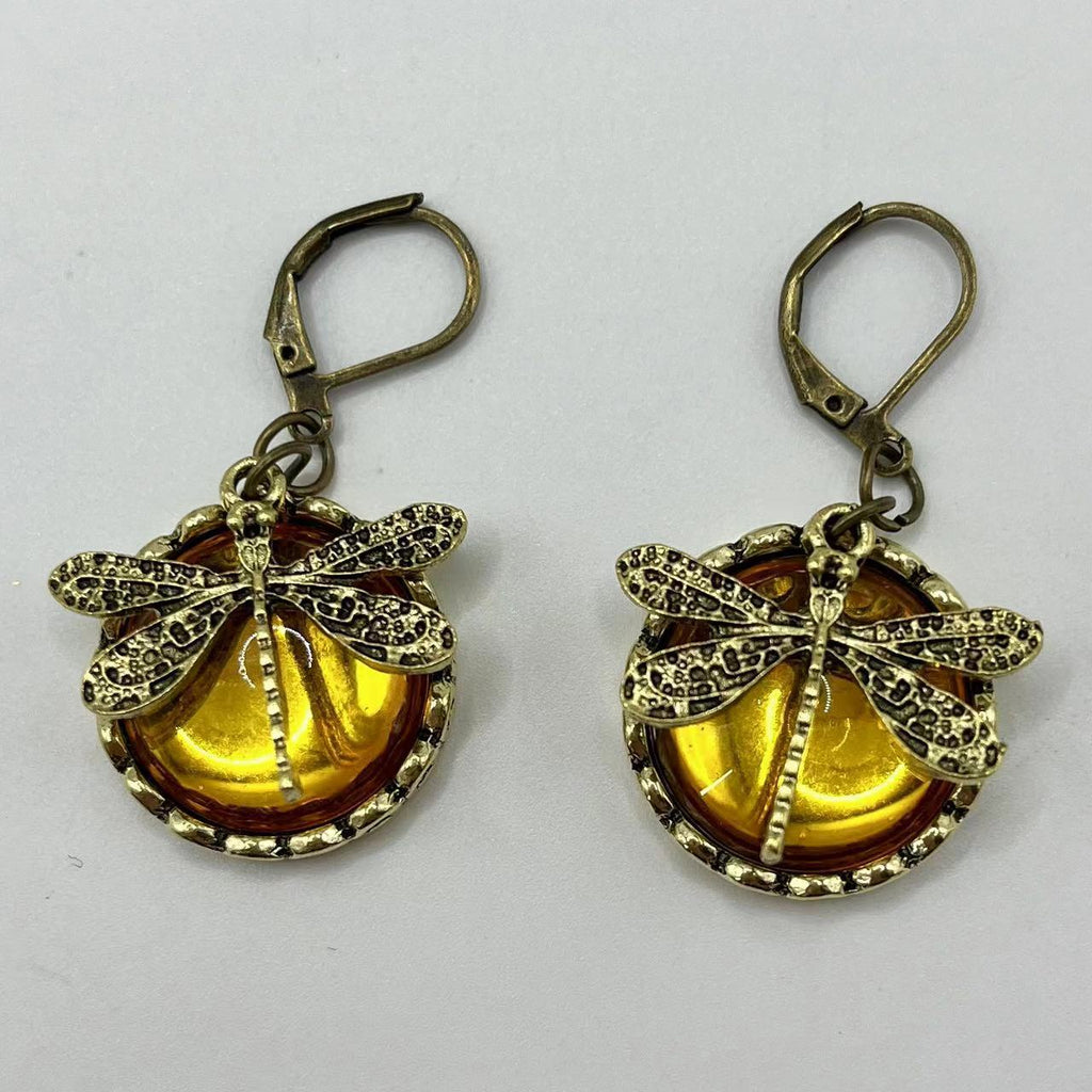 Classic Earring with Timeless Appeal