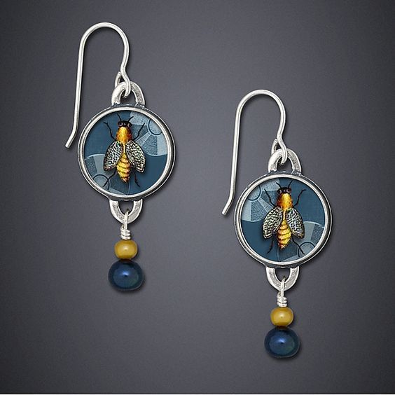 Classic Earring with Timeless Appeal