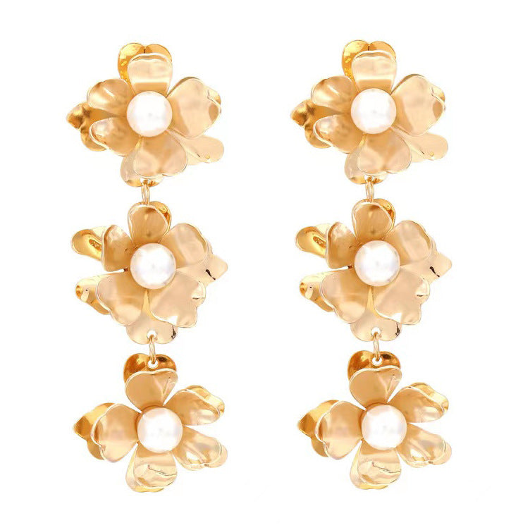 Stunning Pearl Earring for Daily Wear