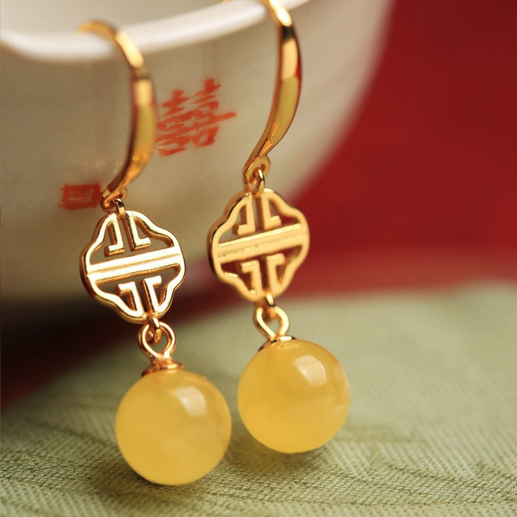 Beautiful Gold Earring with Unique Style