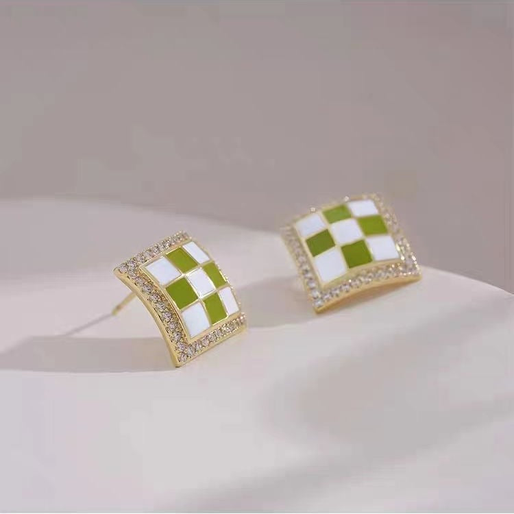 Classic Earring with Timeless Appeal