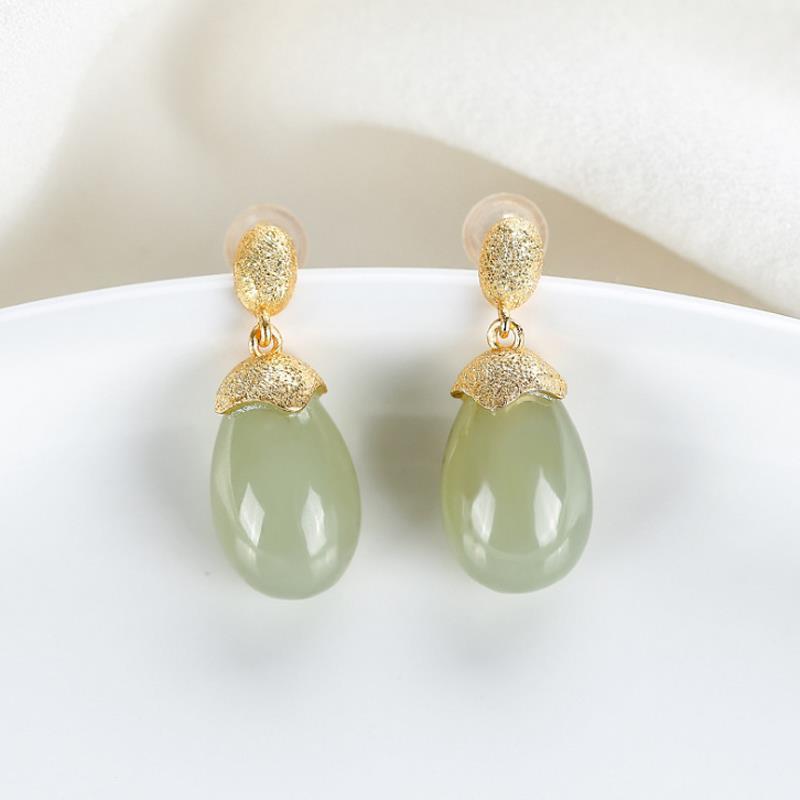 Classic Silver Earring with Timeless Appeal