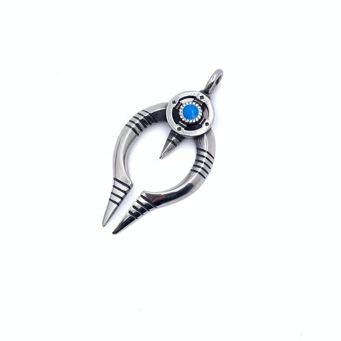Charming Pendant for Any Occasion