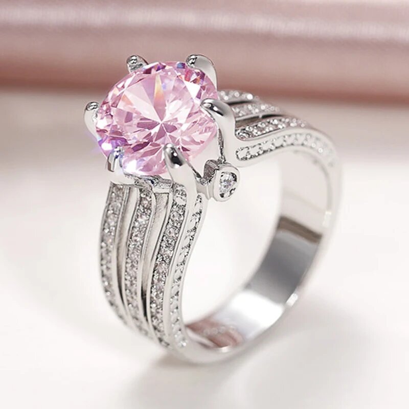 Classic Ring with Timeless Appeal