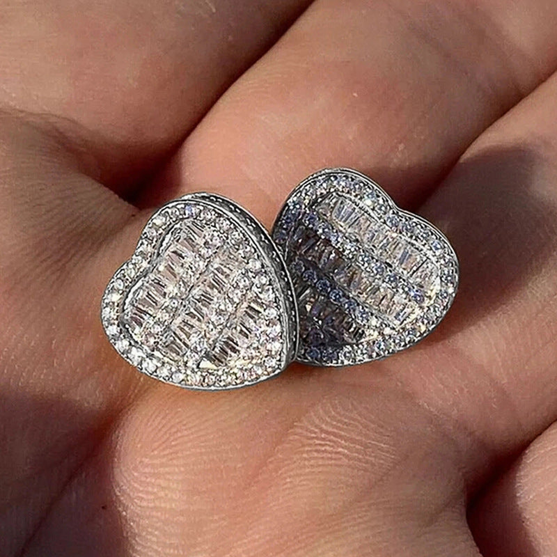 Charming Earring for Any Occasion
