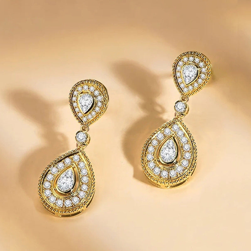 Charming Earring for Any Occasion