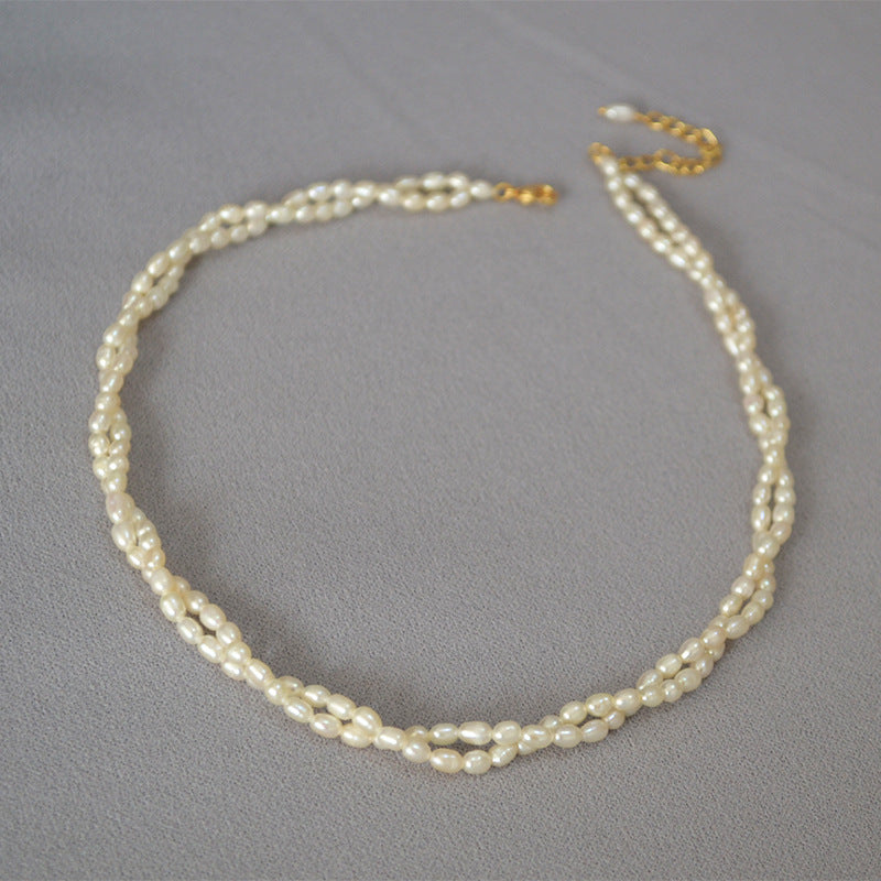 Romantic Pearl Necklace for Special Moments