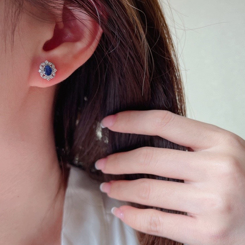 Charming Earring for Any Occasion