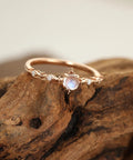 Classic Gold Ring with Timeless Appeal