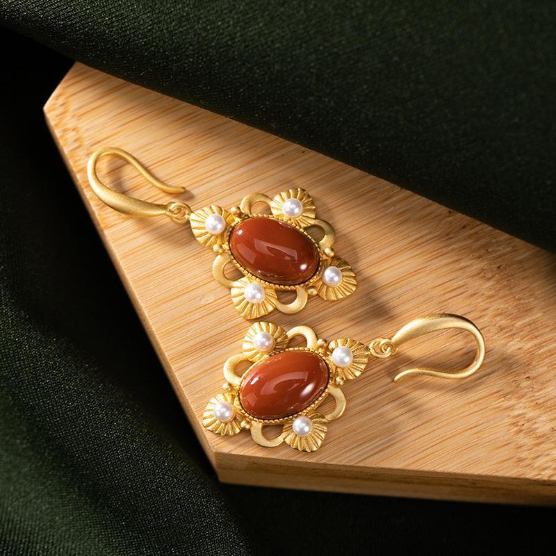 Beautiful Silver Earring with Unique Style