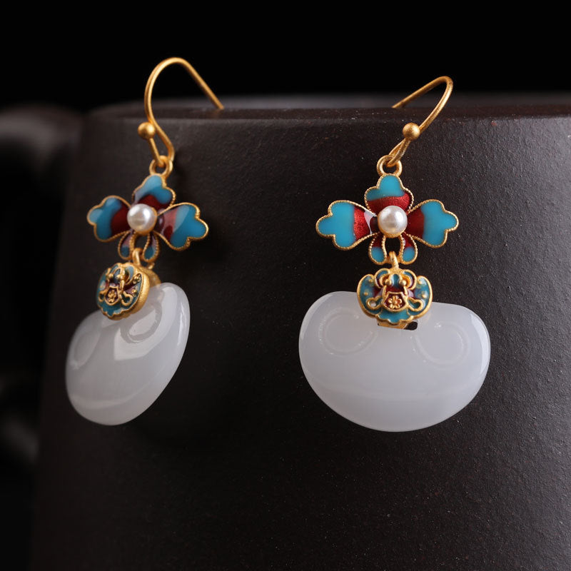 Stunning Gold Earring for Daily Wear