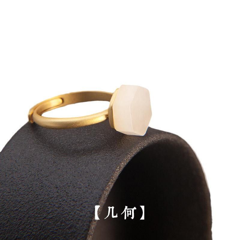 Charming Gold Ring for Any Occasion