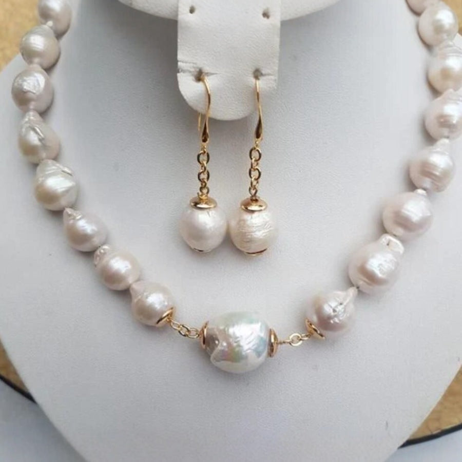 Charming Pearl Necklace for Any Occasion