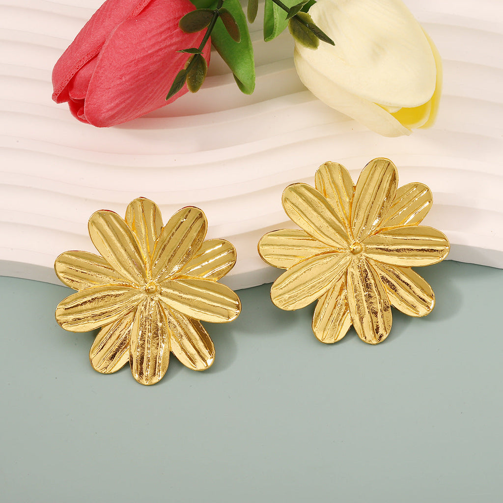 Elegant Earring for Every Occasion