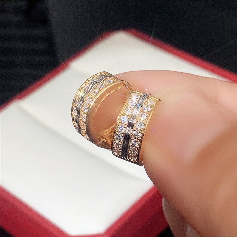 Romantic Earring for Special Moments