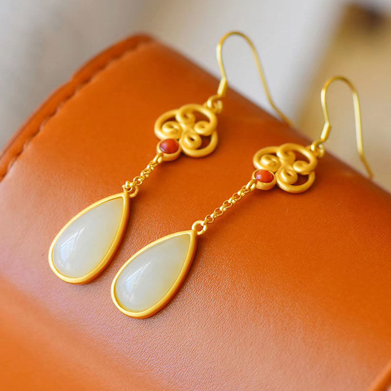 Classic Silver Earring with Timeless Appeal
