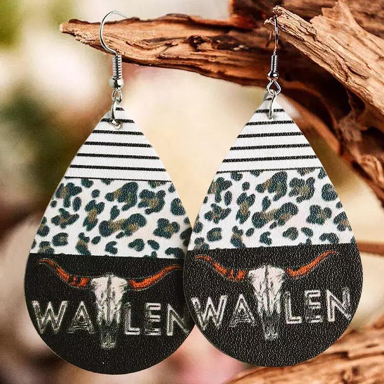 Charming Earring for Any Occasion