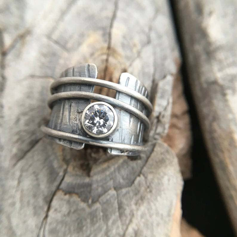 Stunning Silver Ring for Daily Wear