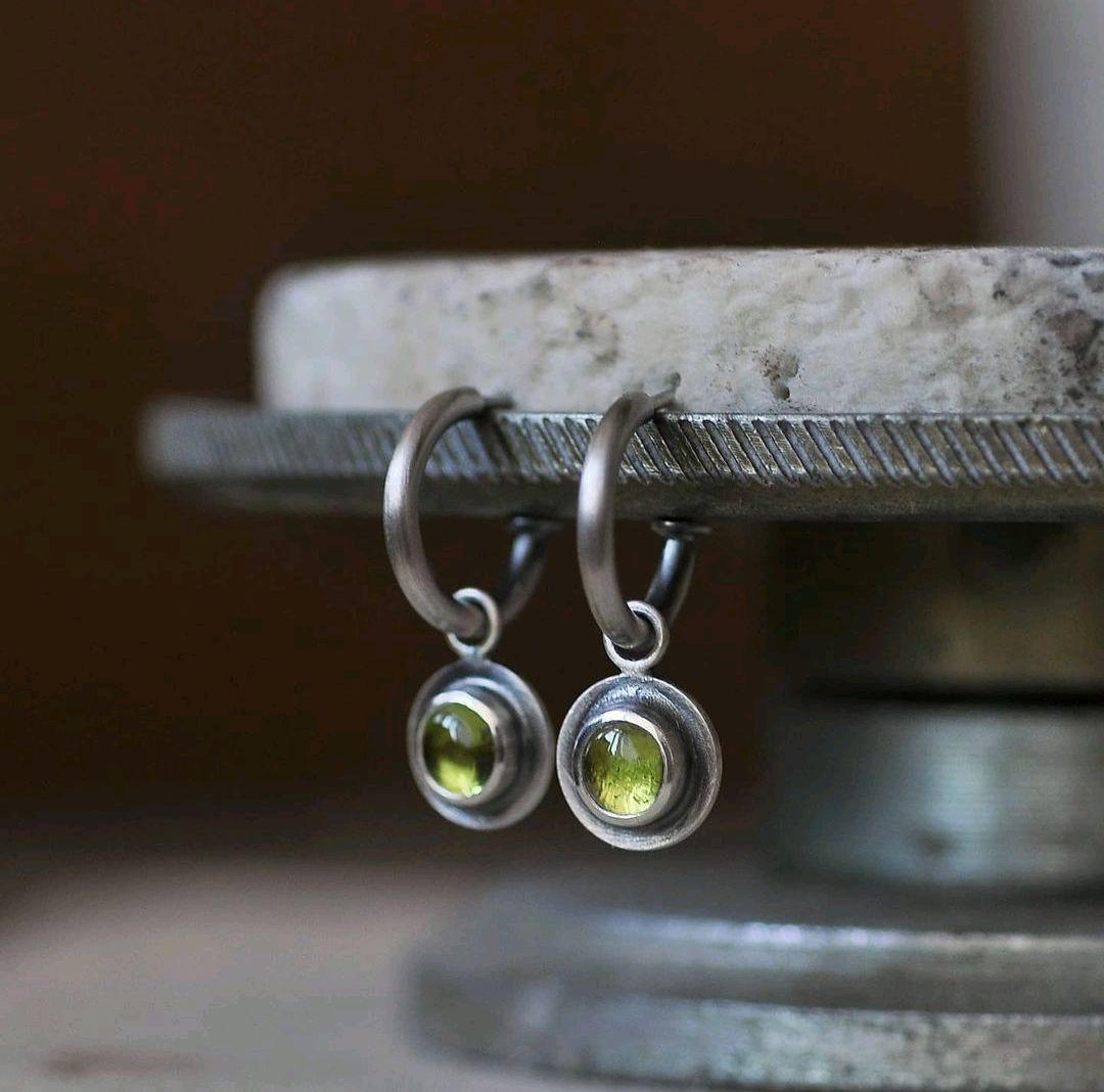 Beautiful Silver Earring with Unique Style