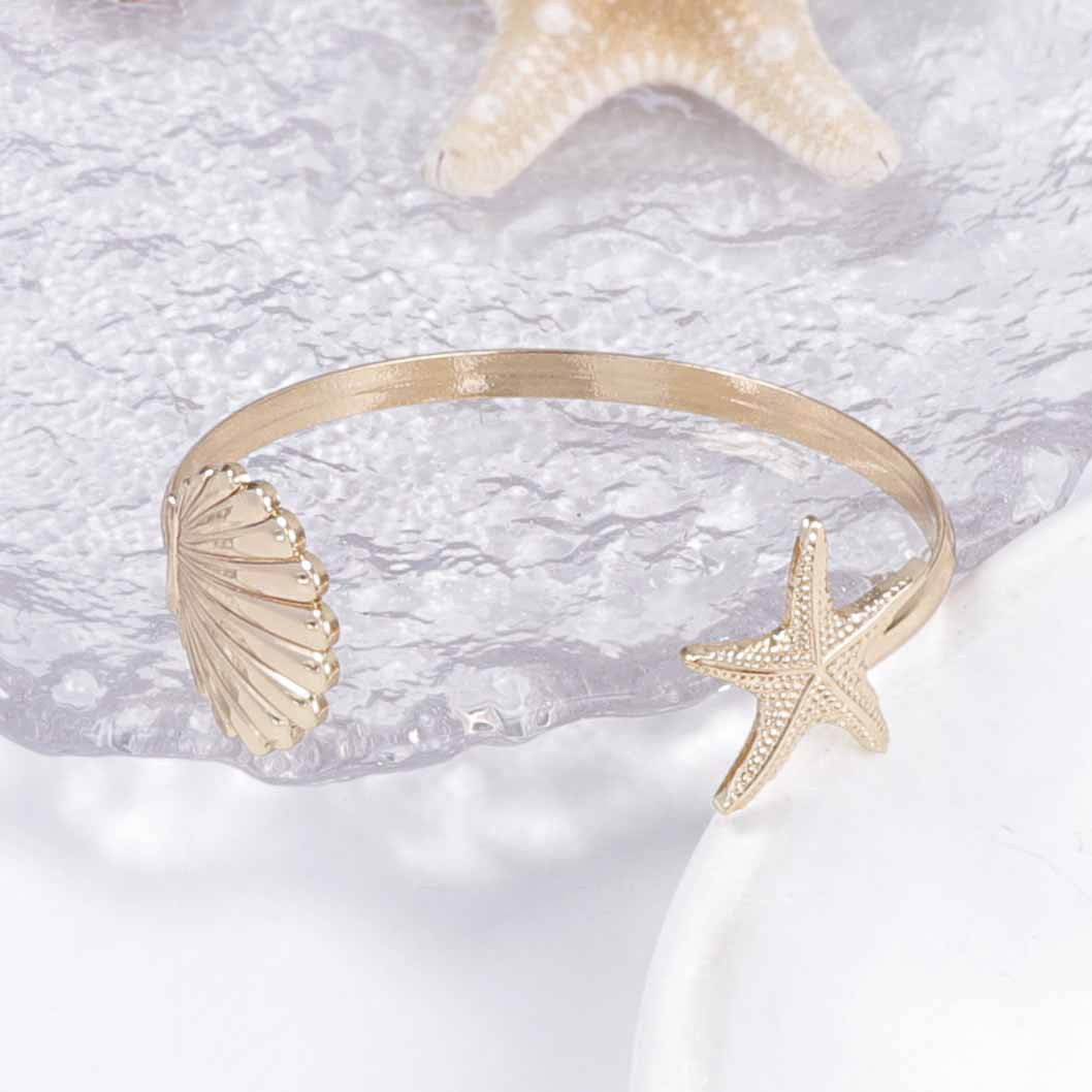 Classic Bracelet with Timeless Appeal