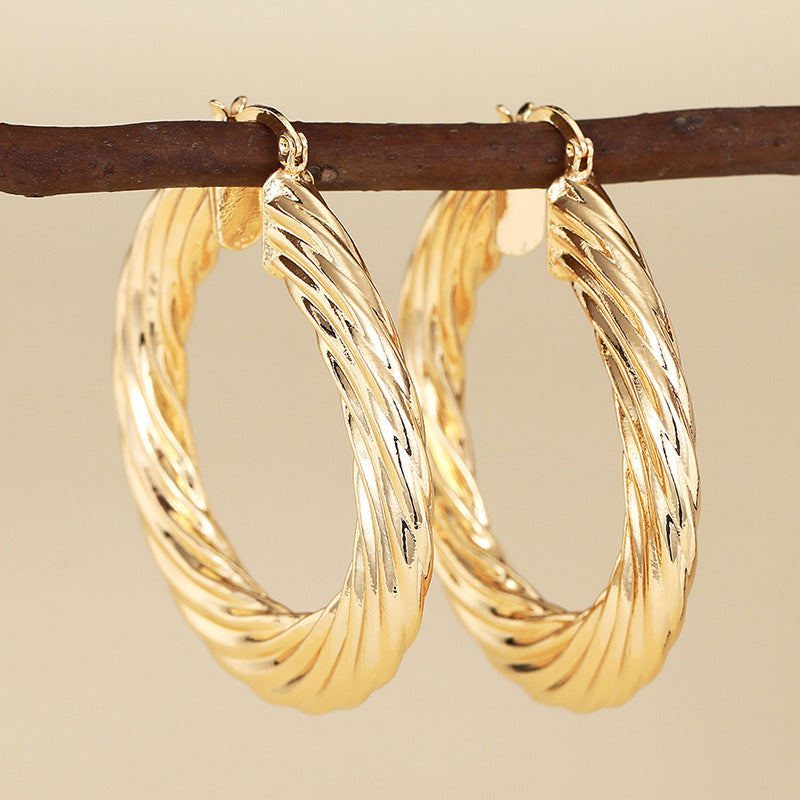 Classic Earring with Timeless Appeal