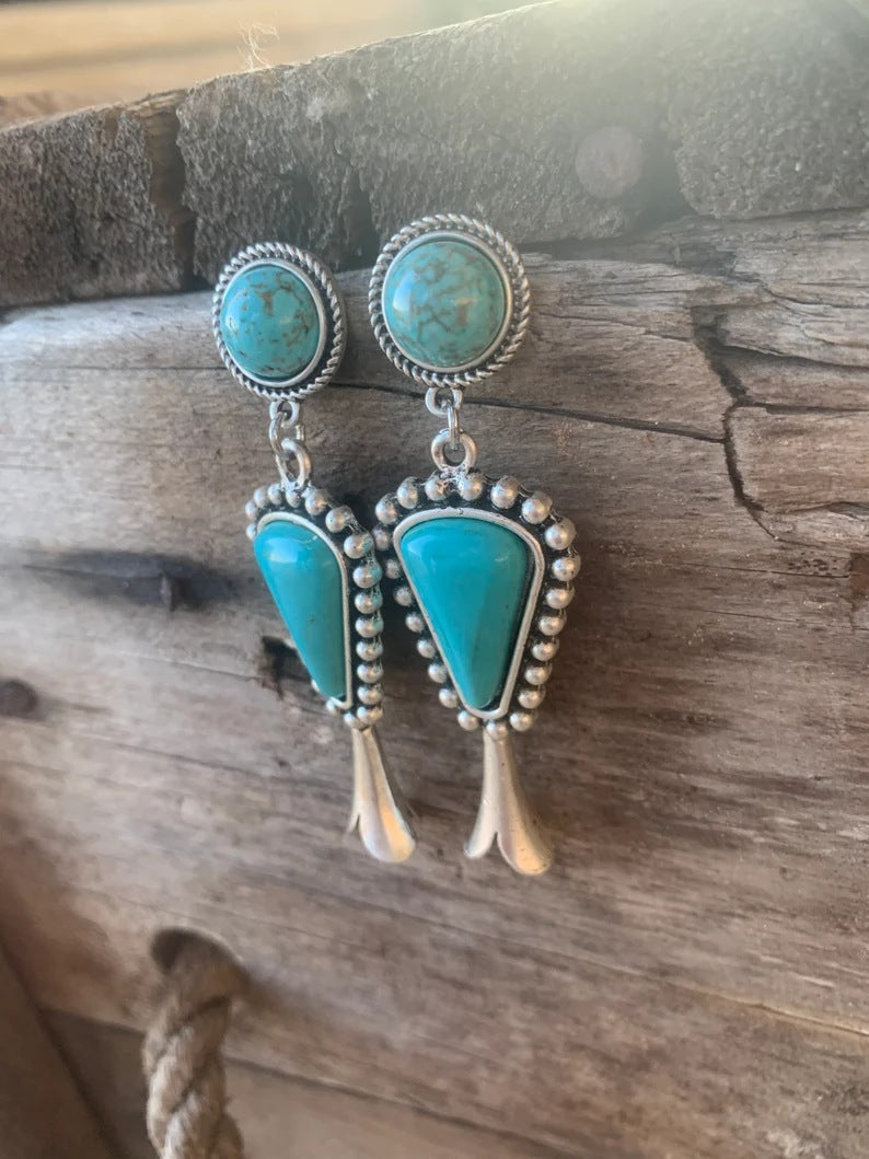 Vintage Handmade Earring