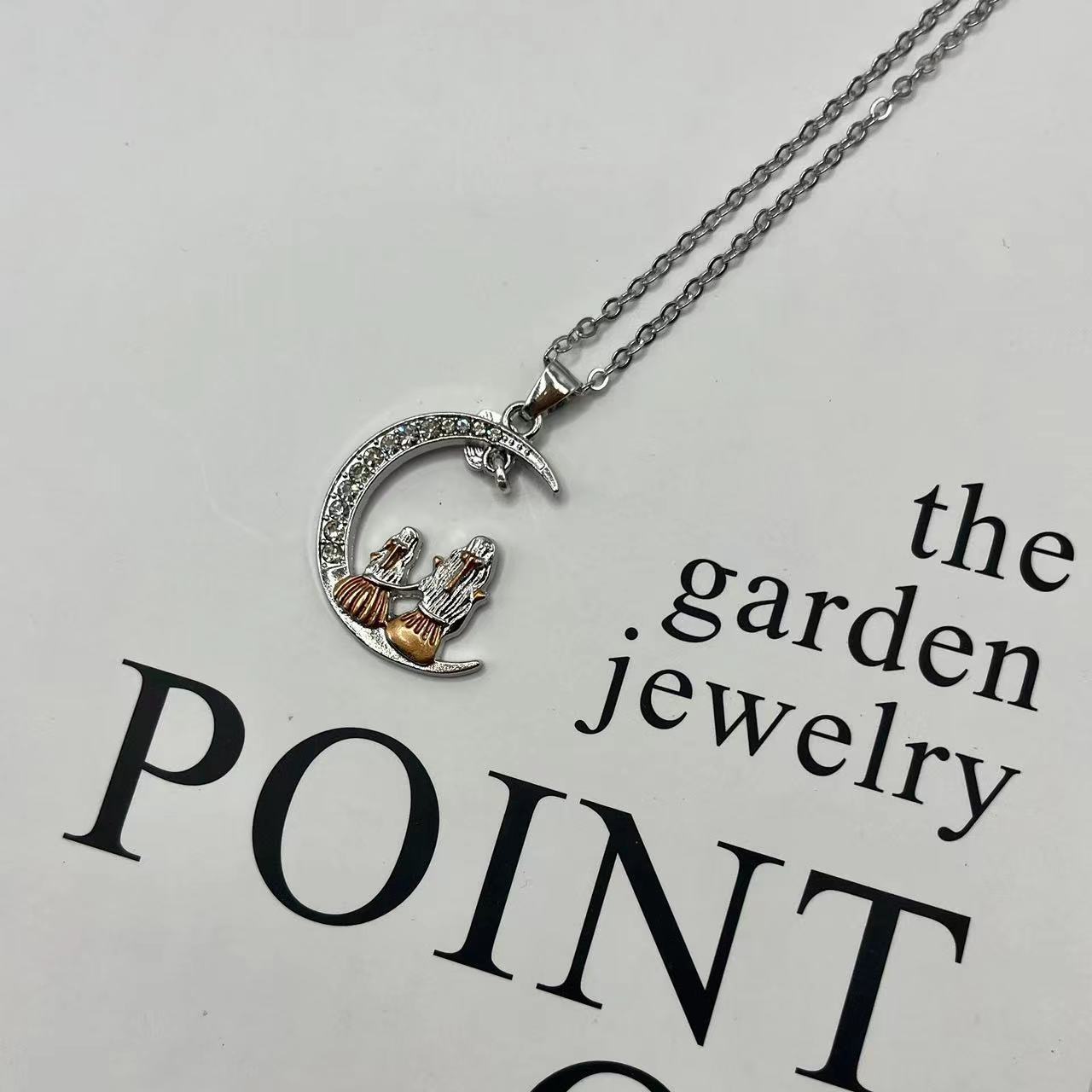 Charming Necklace for Any Occasion