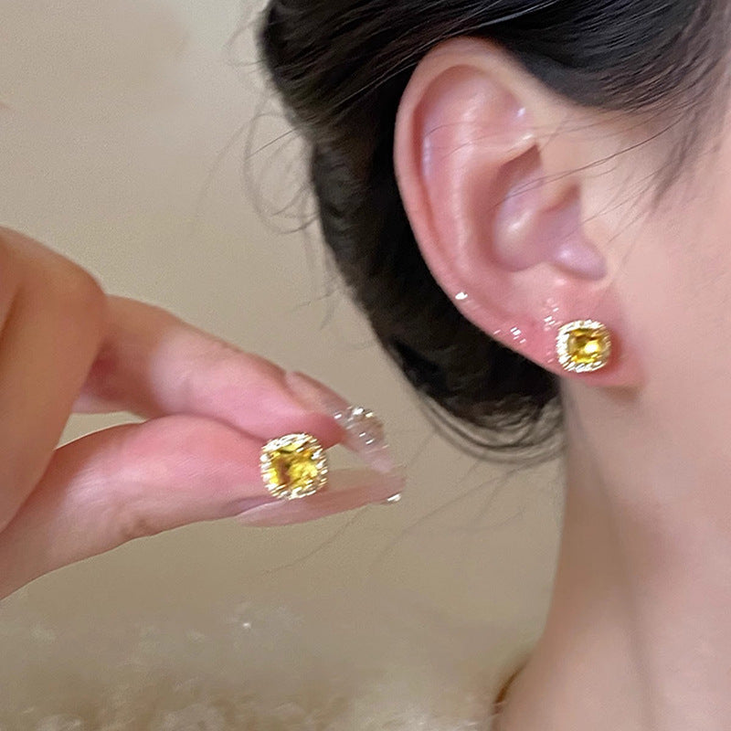 Romantic Earring for Special Moments