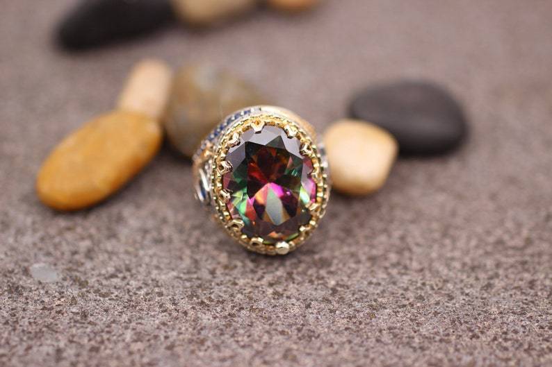 Romantic Gold Ring for Special Moments