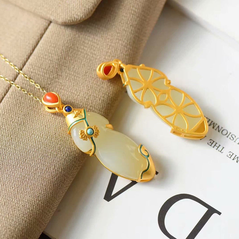 Beautiful Silver Pendant with Unique Style