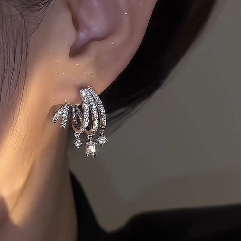 Classic Earring with Timeless Appeal