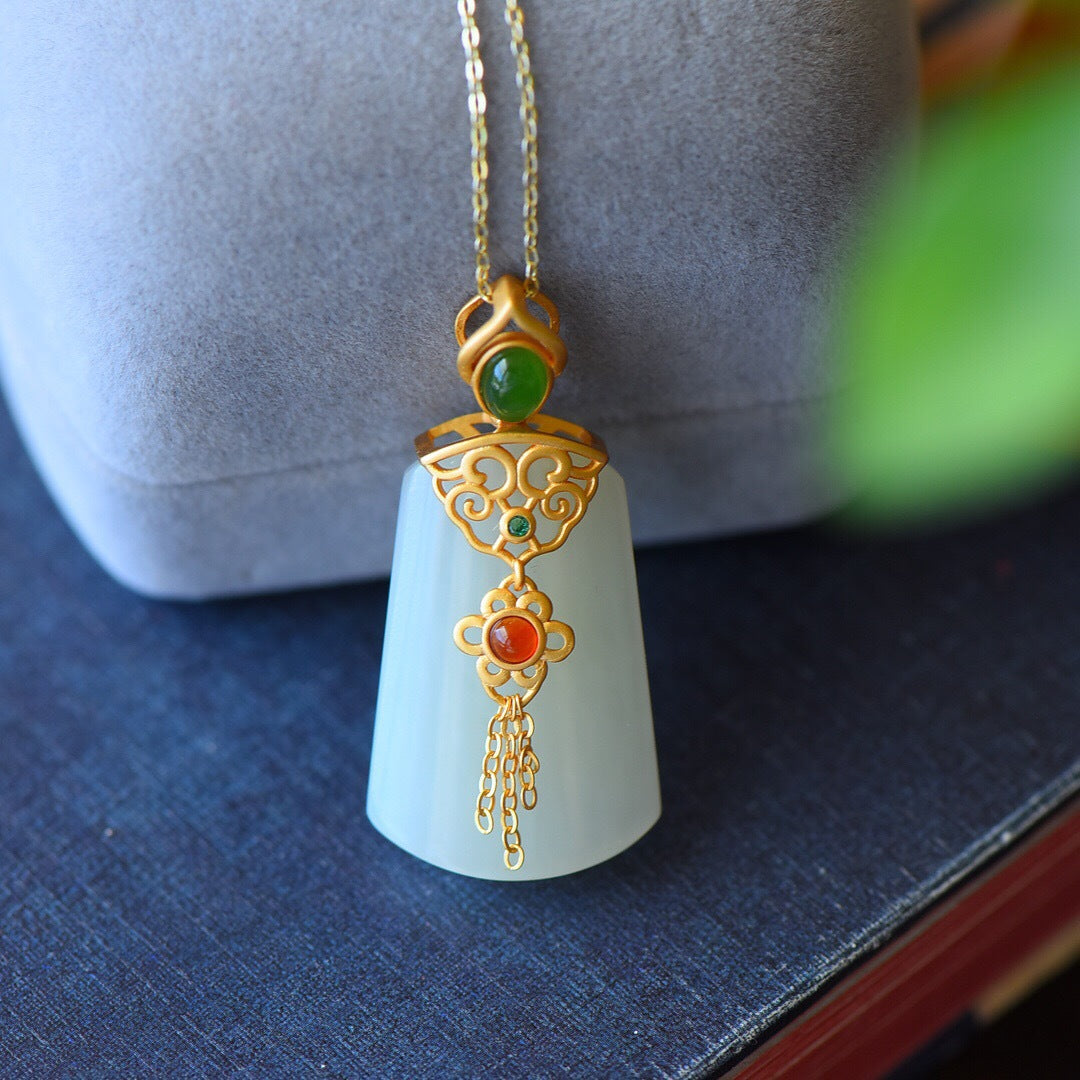 Elegant Silver Necklace for Every Occasion