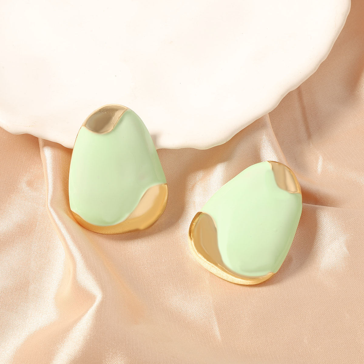 Elegant Earring for Every Occasion