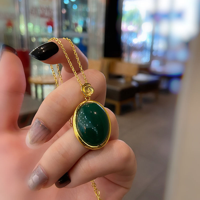 Charming Necklace for Any Occasion