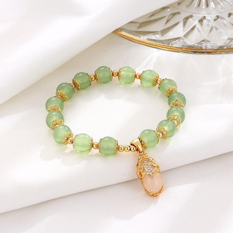 Classic Silver Bracelet with Timeless Appeal
